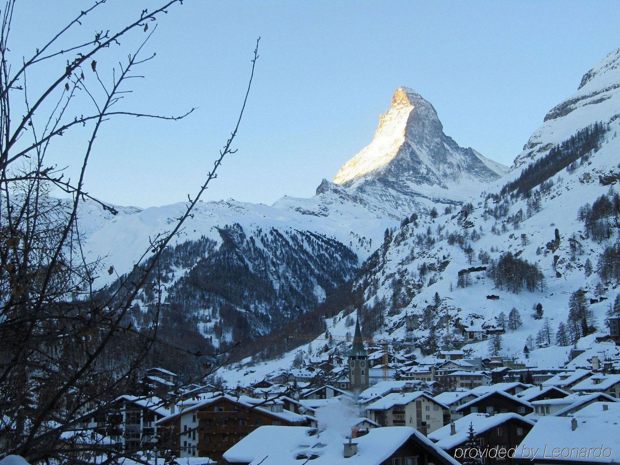 Welschen Hotel Zermatt Servis gambar